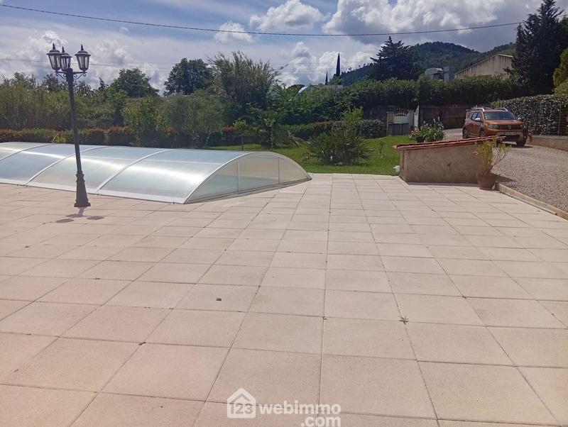 Villa - 105 m² - 4 pièces