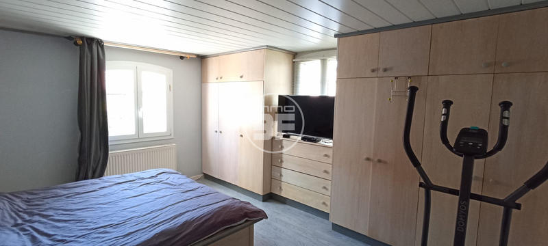 Maison - 200 m² - 6 pièces