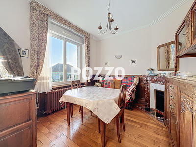 Maison - 86 m² - 6 pièces