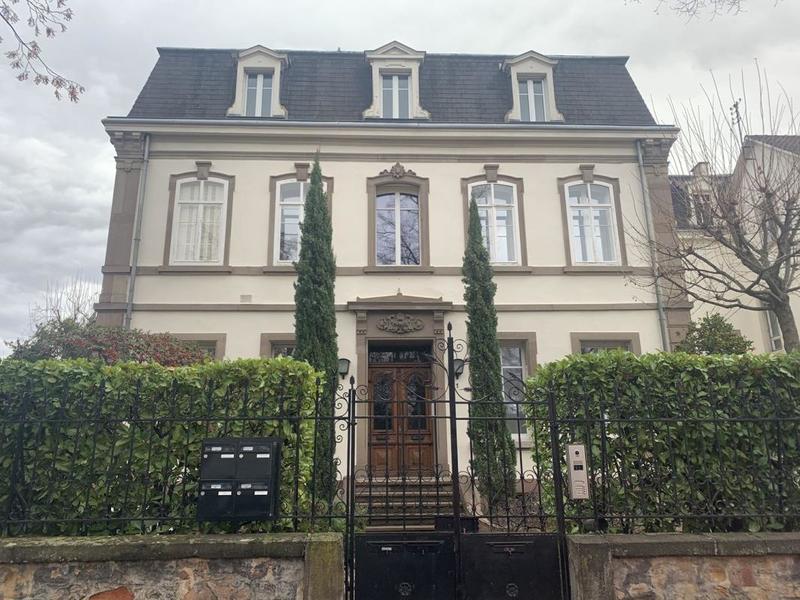 Studio - 25 m² - 1 pièce