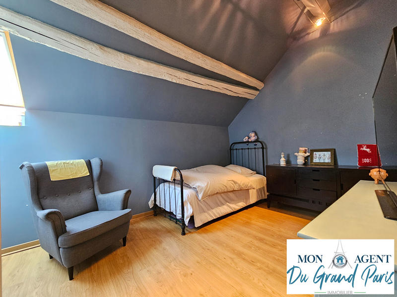 Maison - 184 m² - 7 pièces