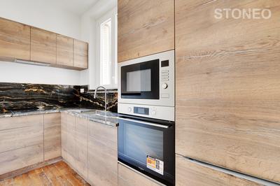 Appartement ancien - 129 m² - 5 pièces