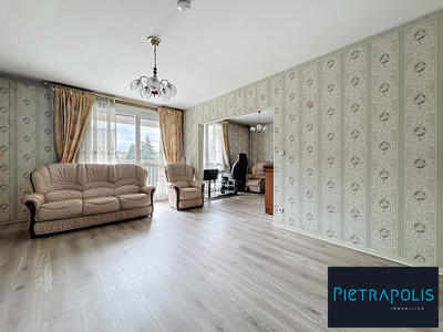 Appartement - 95 m² - 5 pièces