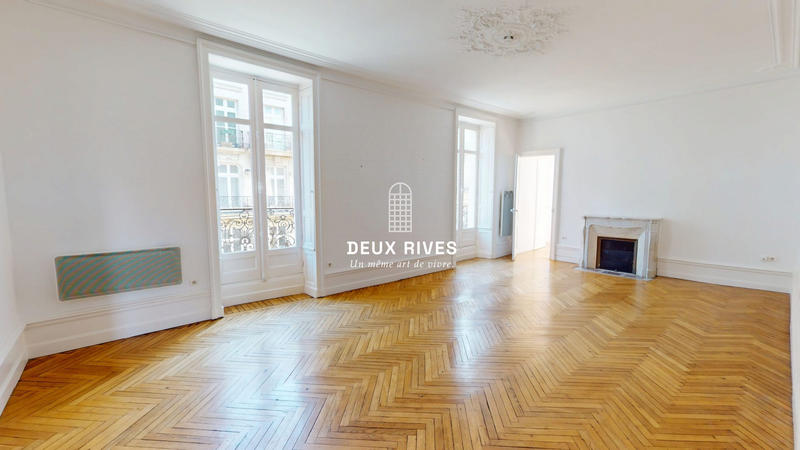 Appartement - 115 m² - 4 pièces