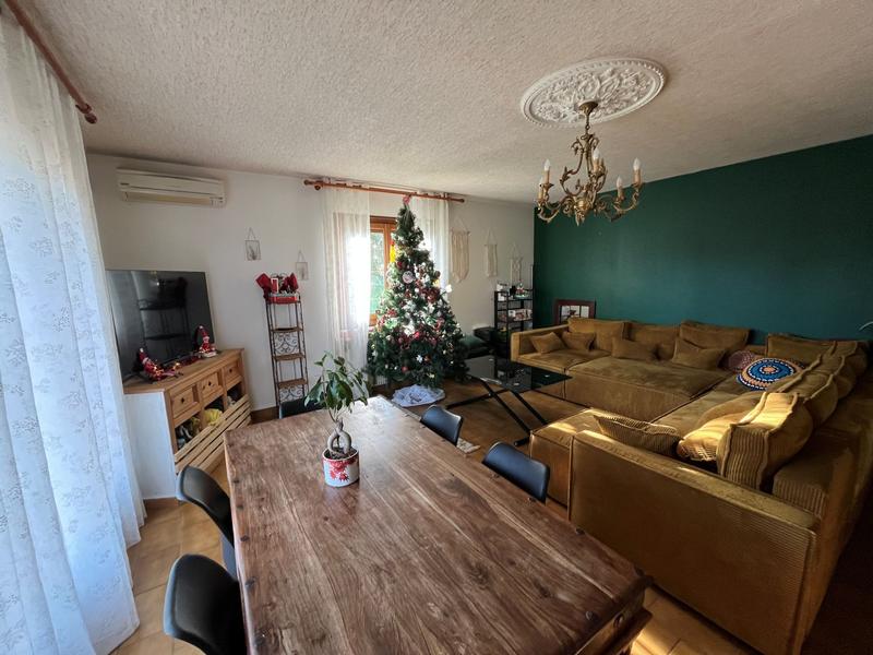 Maison traditionnelle - 186 m² - 9 pièces