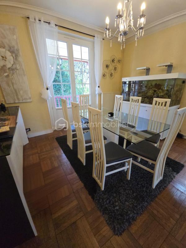 Maison d'architecte - 132 m² - 6 pièces