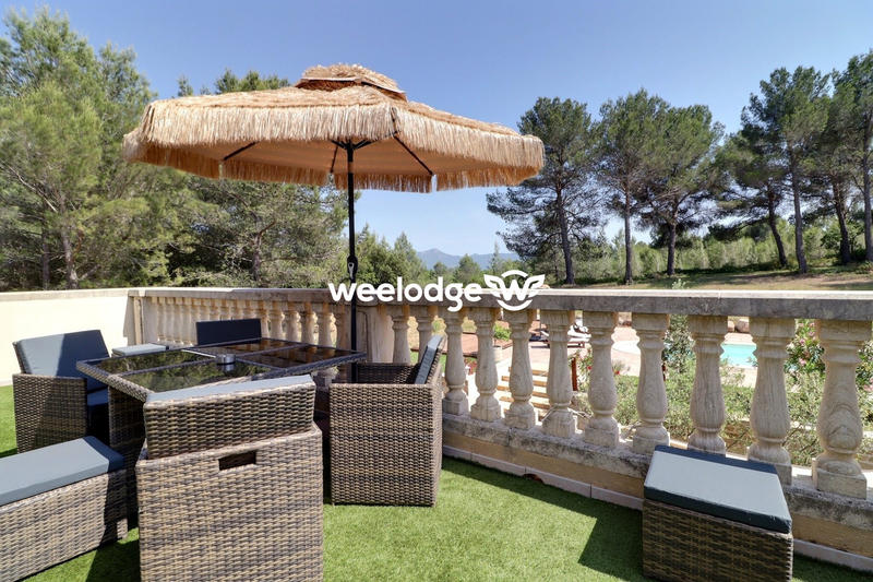 Bastide - 334 m² - 9 pièces