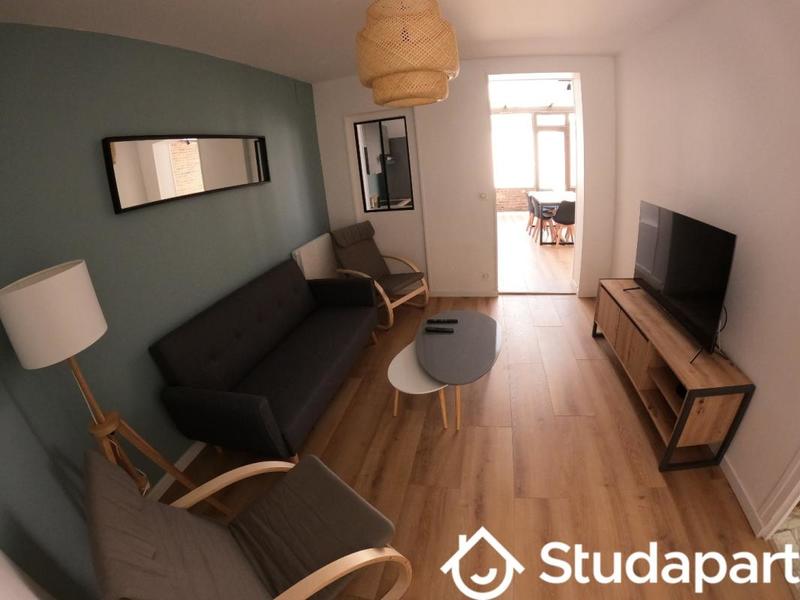 Chambre - 14 m² - 1 pièce