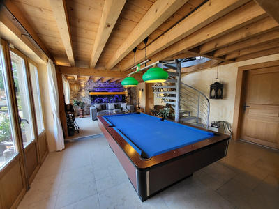 Corps de ferme - 483 m² - 8 pièces