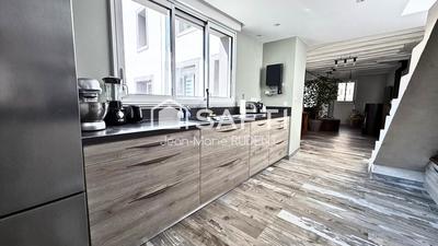 Maison de ville - 150 m² - 5 pièces