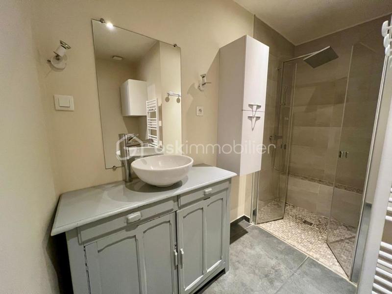 Maison en pierre - 140 m² - 6 pièces