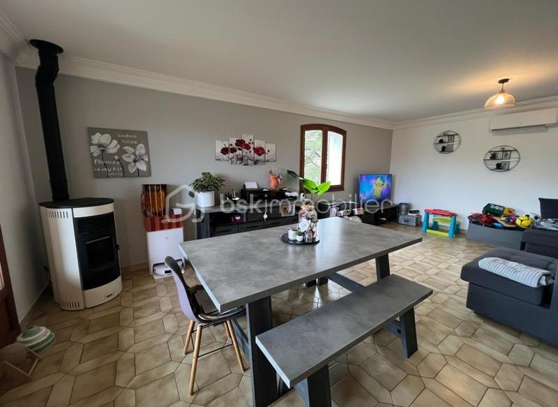Maison - 157 m² - 6 pièces