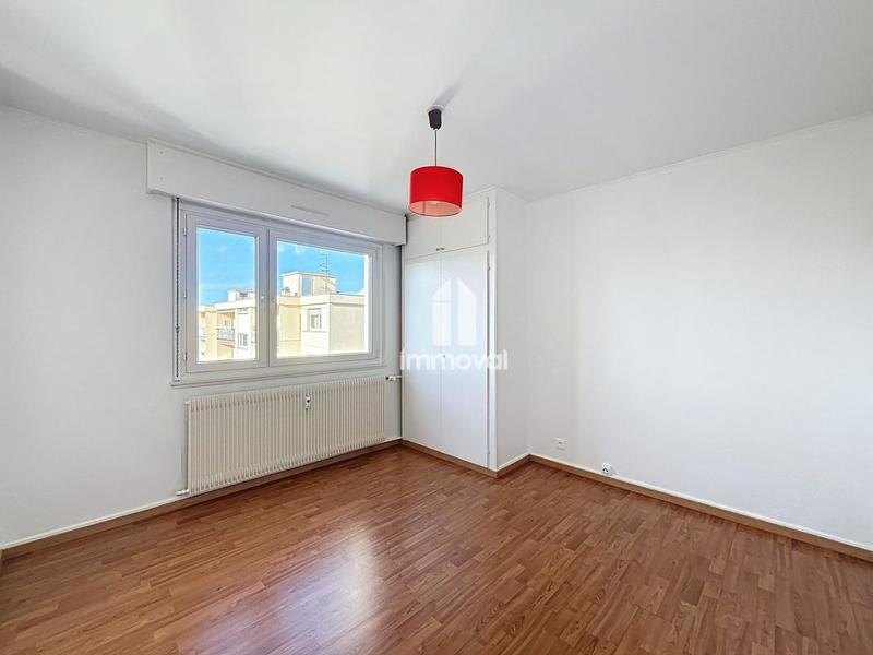 Appartement - 92 m² - 4 pièces