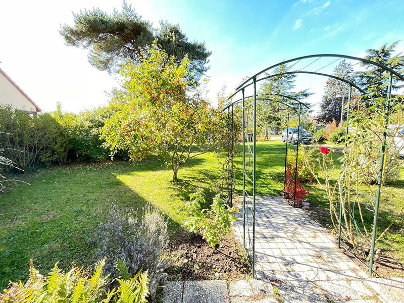 Maison - 85 m² - 5 pièces