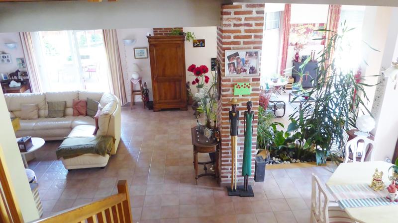 Maison - 350 m² - 8 pièces