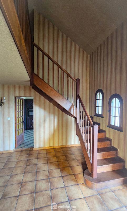 Maison - 193 m² - 7 pièces