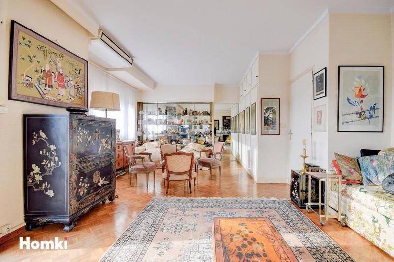 Appartement - 104 m² - 4 pièces