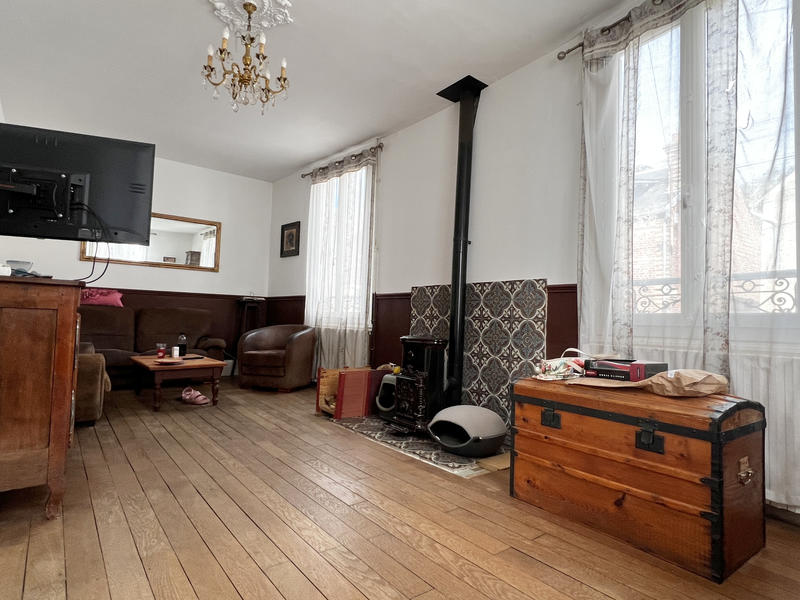 Maison - 155 m² - 8 pièces