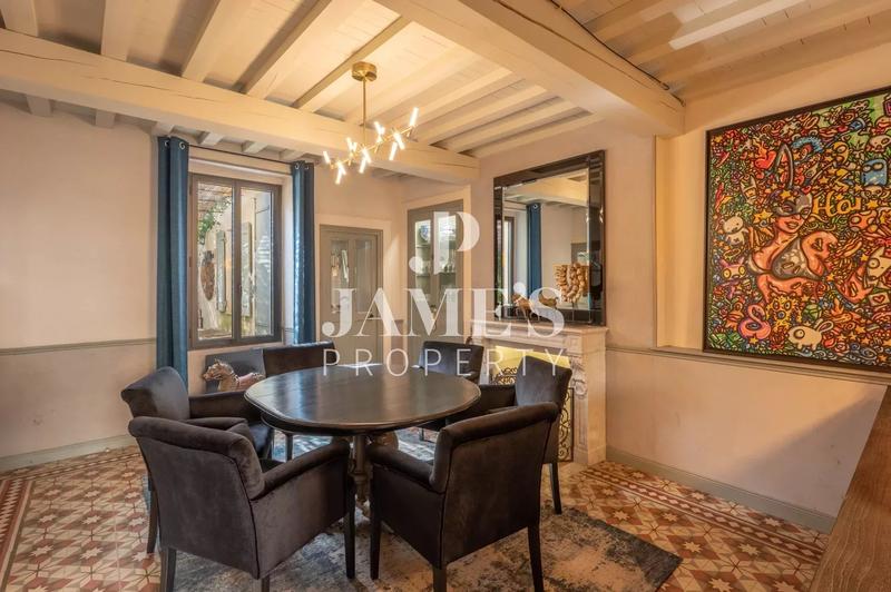 Maison de village - 210 m² - 7 pièces