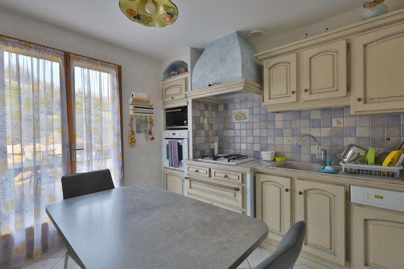 Maison - 94 m² - 4 pièces