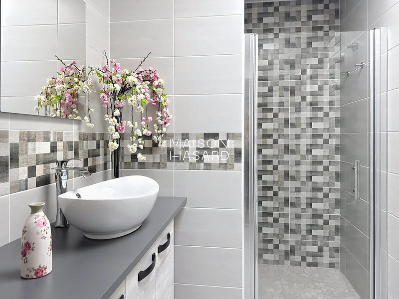 Maison contemporaine - 202 m² - 7 pièces