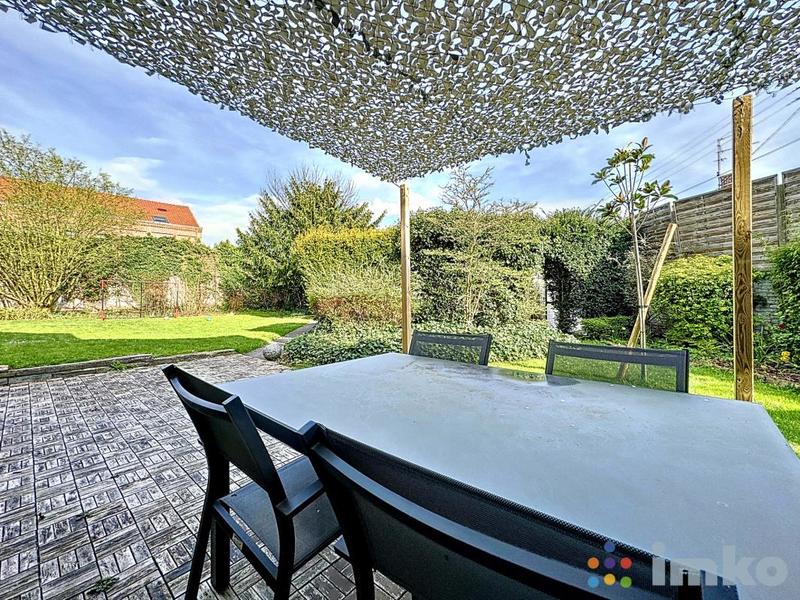 Demeure - 230 m² - 7 pièces