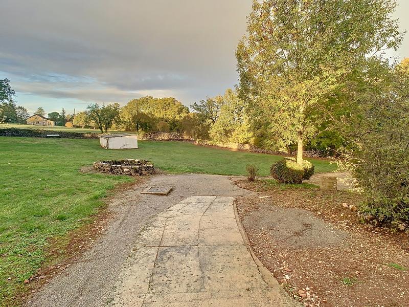 Maison - 104 m² - 4 pièces