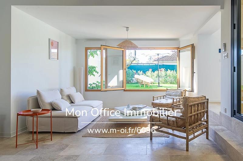 Villa - 180 m² - 7 pièces