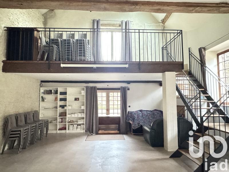 Maison - 600 m² - 15 pièces