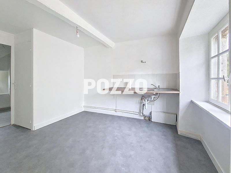 Maison - 85 m² - 5 pièces