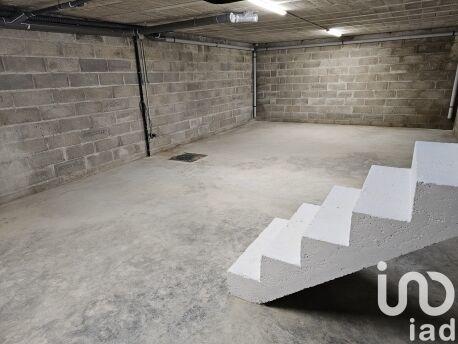 Maison - 218 m² - 8 pièces