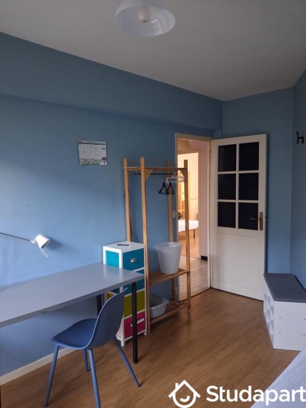 Chambre - 10 m² - 1 pièce