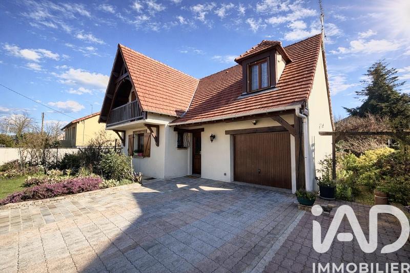 Maison - 92 m² - 5 pièces