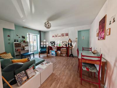 Appartement - 65 m² - 3 pièces