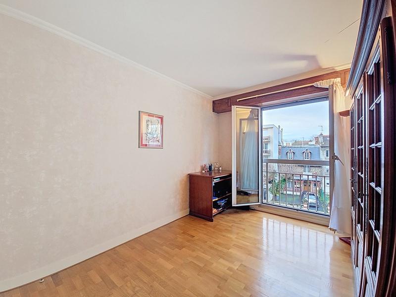 Appartement - 81 m² - 4 pièces