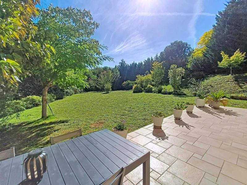 Maison - 148 m² - 5 pièces