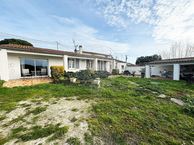 Maison - 166 m² - 6 pièces