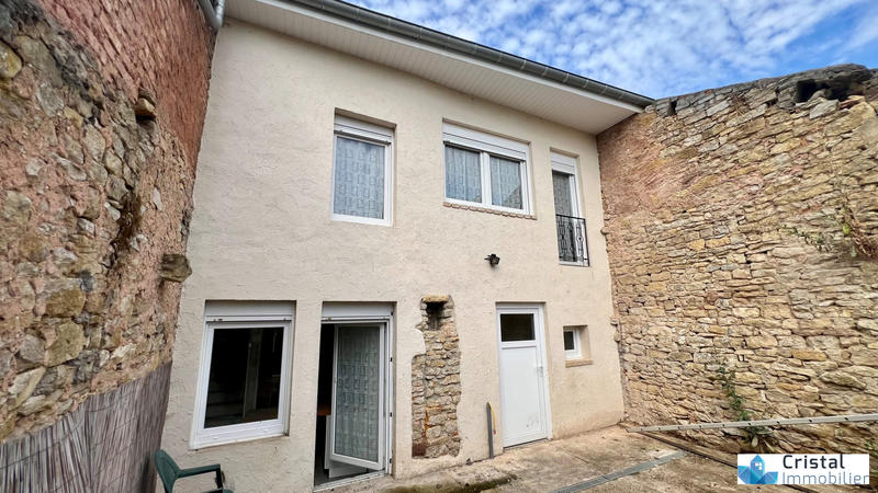 Maison - 172 m² - 9 pièces