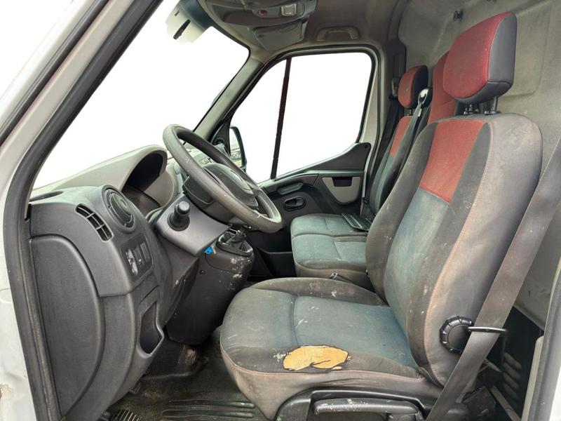 Renault Master Fourgon Fgn L2h2 3.3t 2.3 dCi 145 Energy E6 Grand Confort