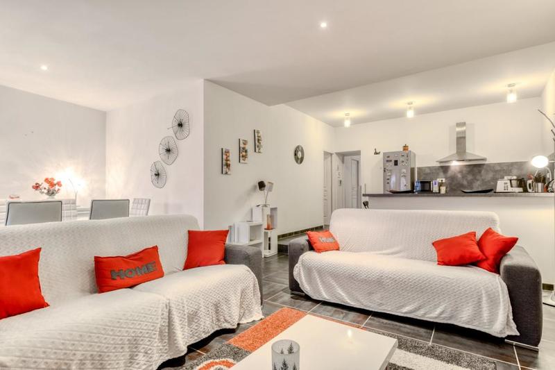 Appartement - 90 m² - 4 pièces