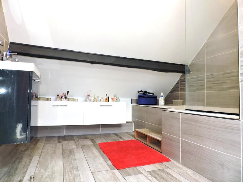 Maison - 80 m² - 3 pièces