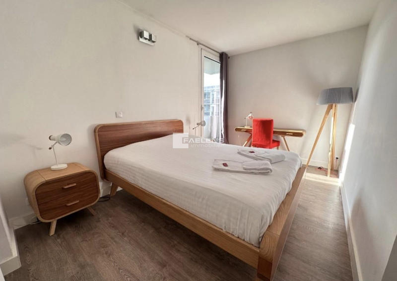 Appartement - 84 m² - 4 pièces