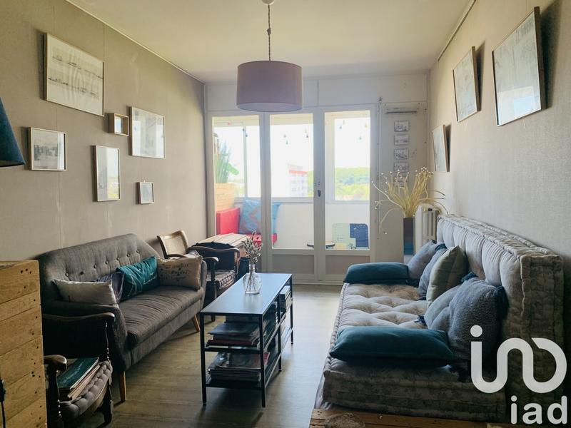 Appartement - 95 m² - 5 pièces