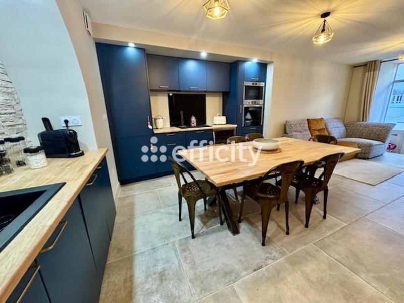 Maison - 85 m² - 4 pièces