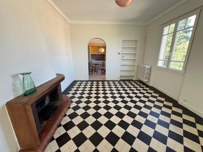 Appartement - 82 m² - 4 pièces