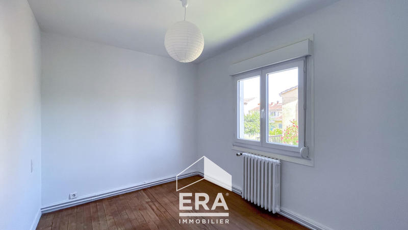 Maison - 80 m² - 5 pièces