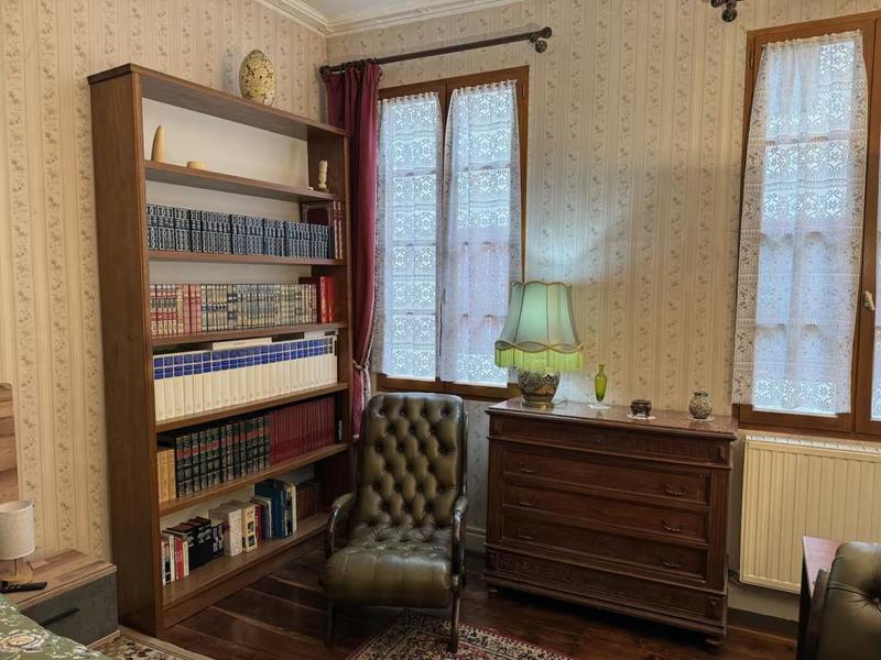 Immeuble - 380 m² - 18 pièces