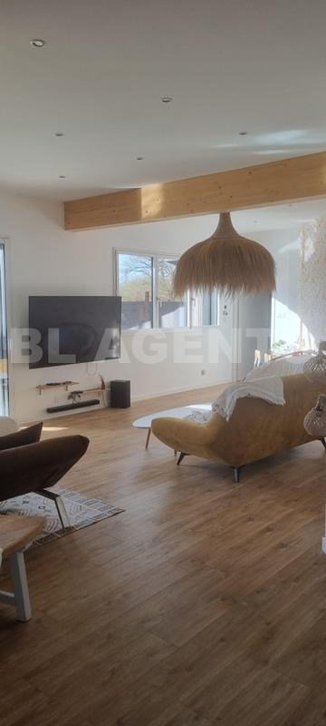 Maison - 175 m² - 5 pièces