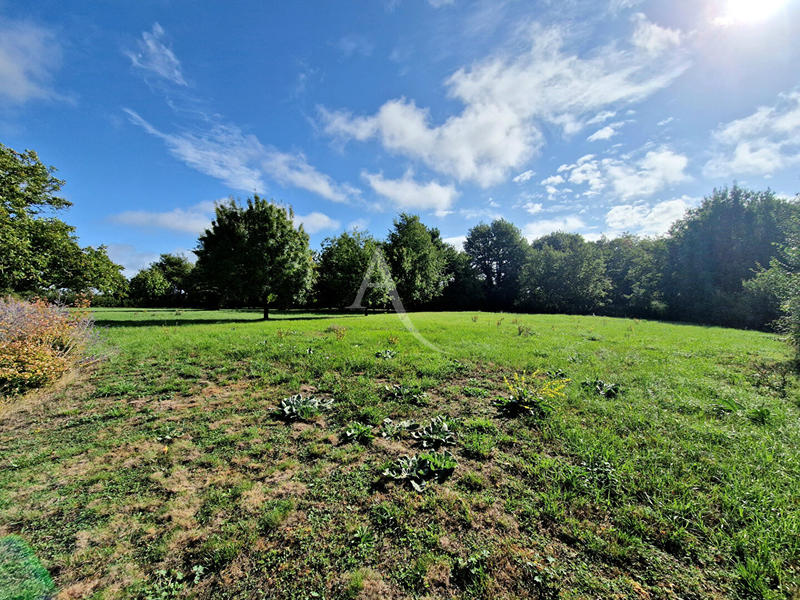 Maison - 263 m² - 9 pièces