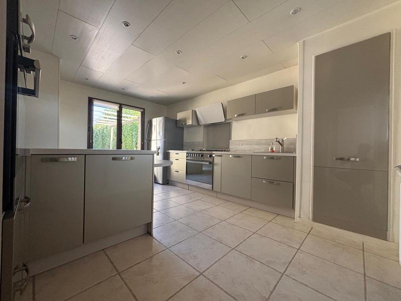 Maison - 131 m² - 6 pièces